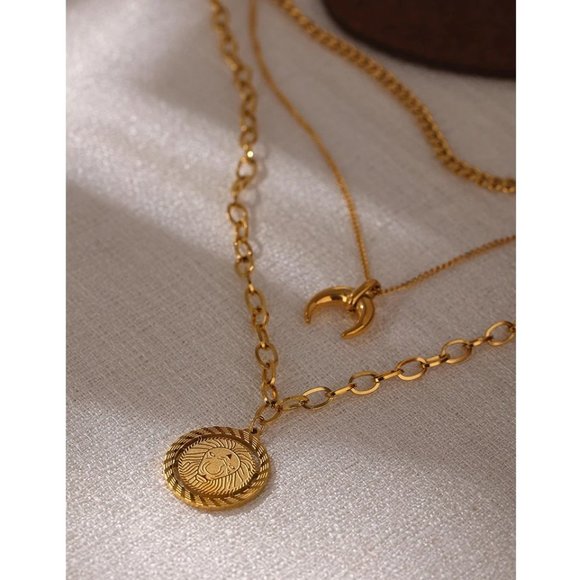 NEW 18K Gold Plated Lion Coin Horn Moon Triple Layer Link Chain Necklace - Picture 7 of 8